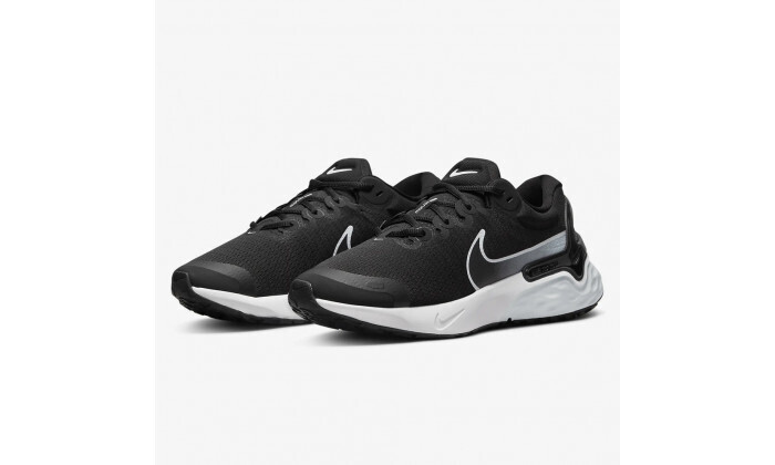 7 נעלי ריצה לגברים נייקי Nike Renew Run 3 - שחור