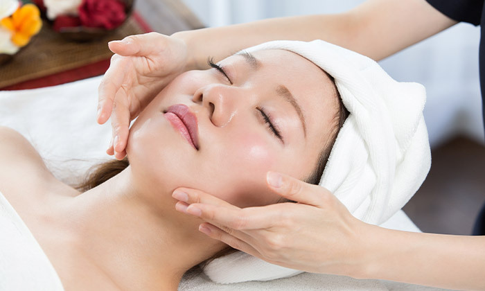 4 טיפול פילינג לעור הפנים בקליניקה של רות אור, שיכון דן ת"א