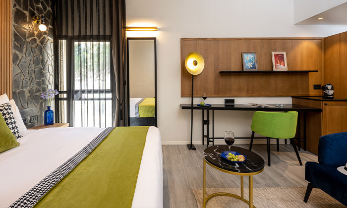 4 חופשה בצפון הירוק: שבת-ראשון במלון גלעדי לזוג - כולל שייט קיאקים