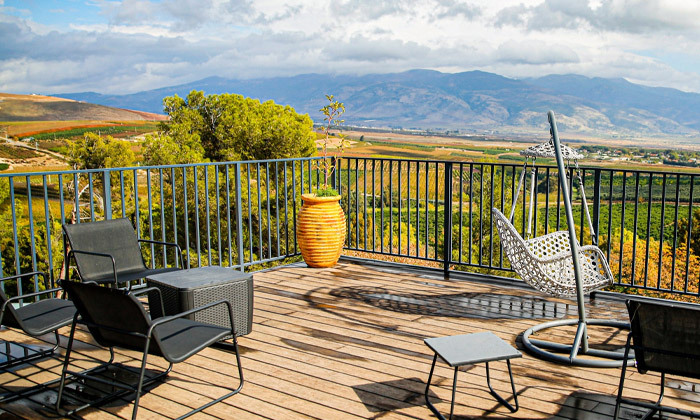 20 חופשה בצפון הירוק: שבת-ראשון במלון גלעדי לזוג - כולל שייט קיאקים