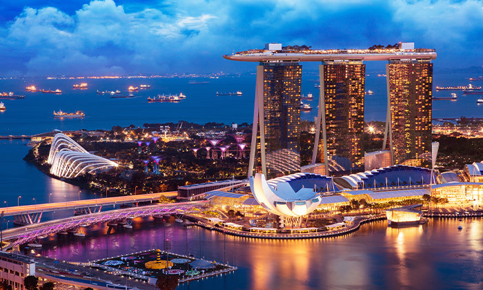 7 קרוז חלומי בדרום-מזרח אסיה: 13 ימים על אוניית Celebrity Solstice כולל מלונות בהונג קונג ובסינגפור