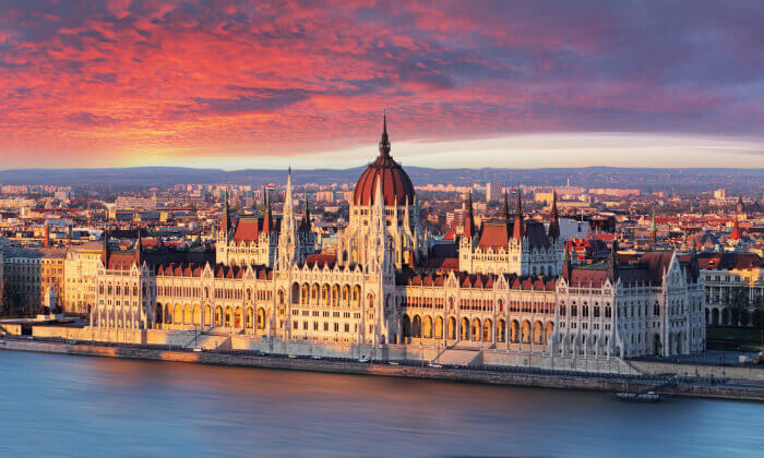 4 חופשה בבודפשט, כולל סופ''ש וחגים