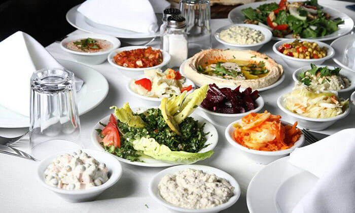 4 ארוחה במסעדת שיפודי התקווה בנמל תל אביב