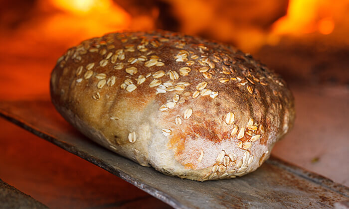 3 דיל חגיגת קיץ: ארוחה יוונית במסעדת מקום בלב, רעננה 