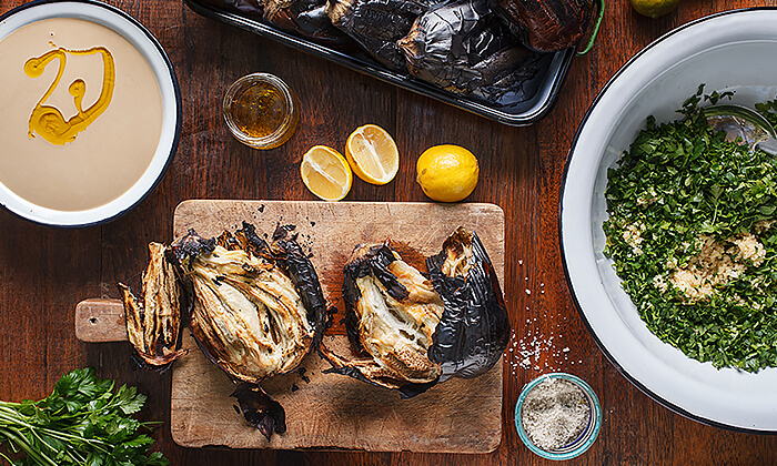 4 דיל חגיגת קיץ: ארוחה יוונית במסעדת מקום בלב, רעננה 