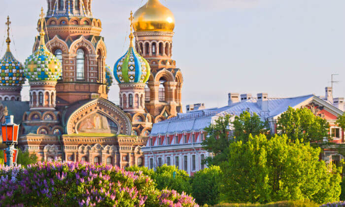 5 חבילת מונדיאל כפולה: 2 משחקי שמינית גמר במוסקבה