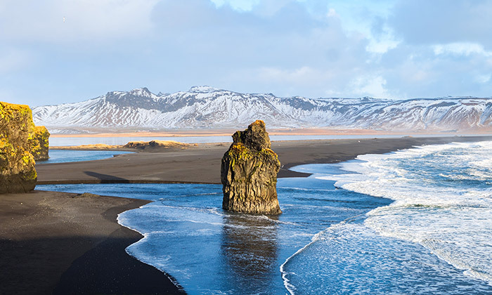 17 טיול קיץ בשדות הלבה הארקטיים: 8 ימים מאורגנים באיסלנד כולל טיסות ישירות, הר געש ושייט לווייתנים