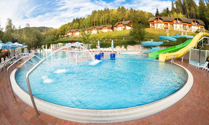 6 חופשה משפחתית בסלובניה: 7 לילות בכפר נופש עם פארק מים, כולל רכב וטיסות - קיץ