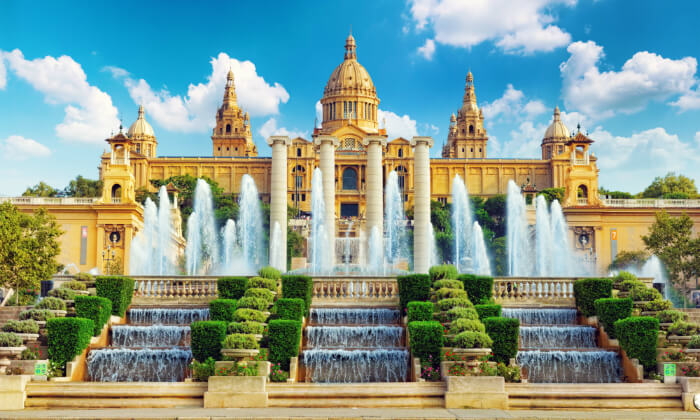 5 מגוון סיורים לבחירה בברצלונה, כולל סיור מתנה
