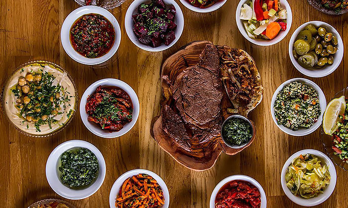 7 ארוחה במסעדת הקצבים הכשרה בשוק מחנה יהודה, ירושלים