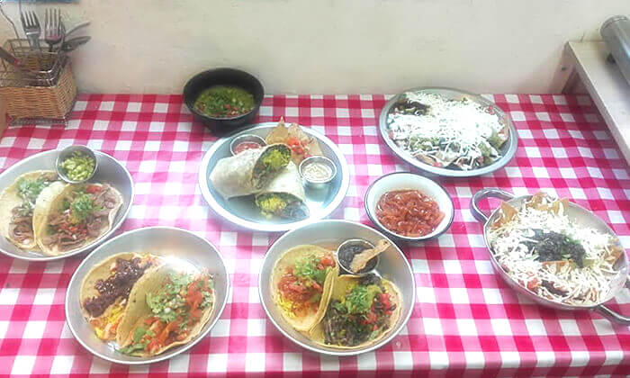 3 ארוחה מקסיקנית זוגית ב'ויוה מקסיקו', שוק הכרמל 