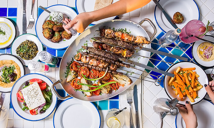 1 ארוחת טעימות יוונית זוגית במסעדת סופלקי הכשרה, נתניה
