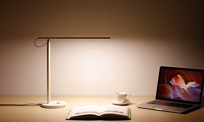 4 מנורת שולחן חכמה Xiaomi