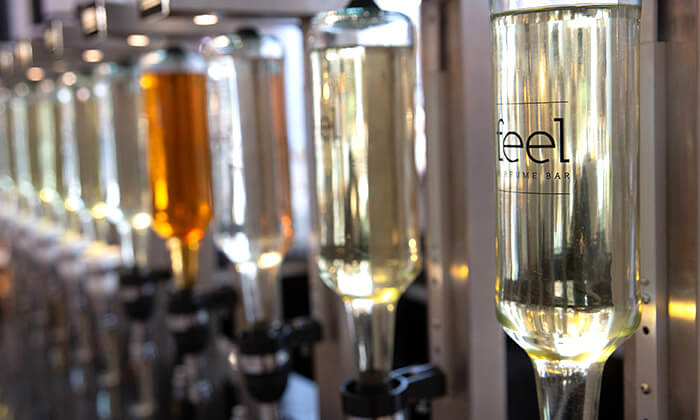 11 רשת Feel Perfume Bar, בר בשמים במגוון קניונים ברחבי הארץ - בקבוק בושם לבחירה