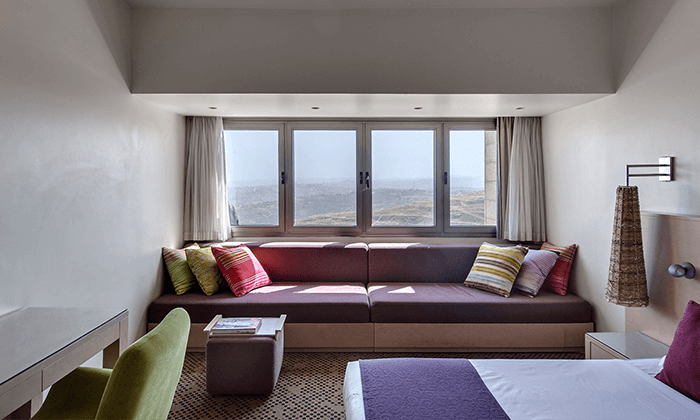 6 מלון רמת רחל מול הנופים של הרי יהודה, כולל 2 טיפולי ספא ופינוקים 