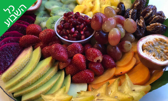 6 מגש פירות של Enerjuicer, בר משקאות הבריאות והמיצים הטבעיים בכיכר רבין