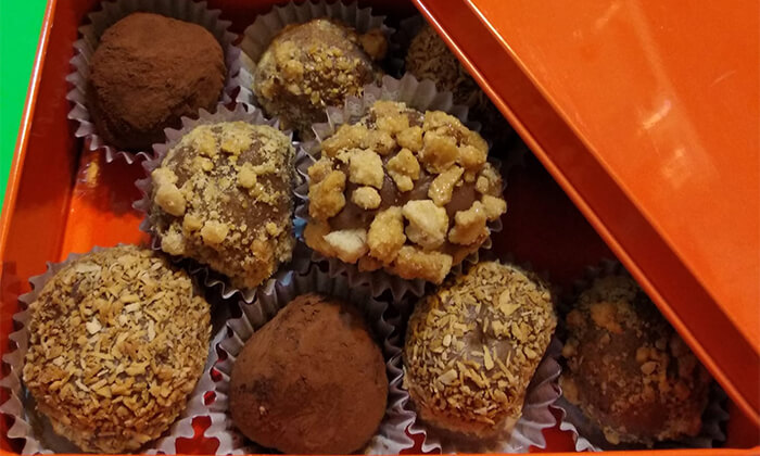 4 סדנת טראפלס שוקולד - ממלכת הממתקים של דריה, רמת גן