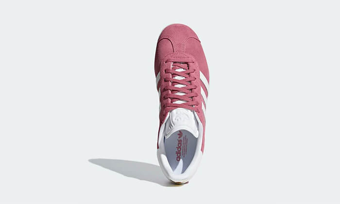 20 נעלי סניקרס אדידס adidas 