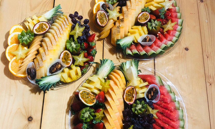 5 יופי של פרי: מגשי פירות מעוצבים ב-T.A מתל אביב עם אופציה למשלוח