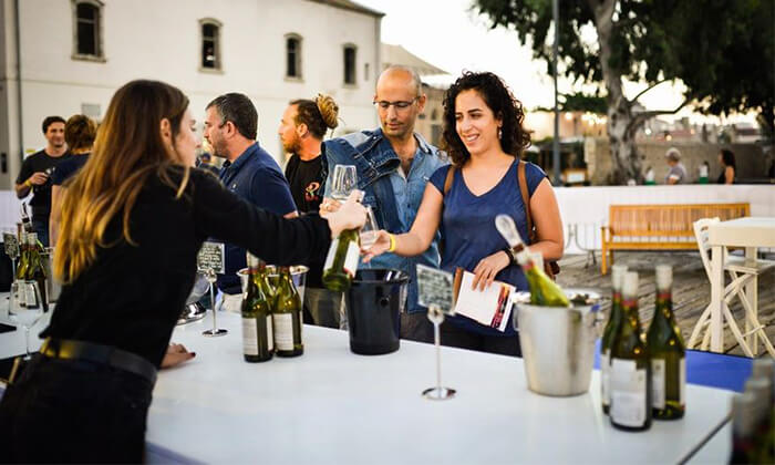 4 כרטיס לפסטיבל 'חג היין' כולל טעימות וסדנה, מתחם התחנה בתל אביב