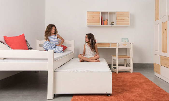 7 מיטה לילדים עם מיטת חבר מעץ מלא Highwood