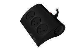 רב שקע הכולל כניסות USB