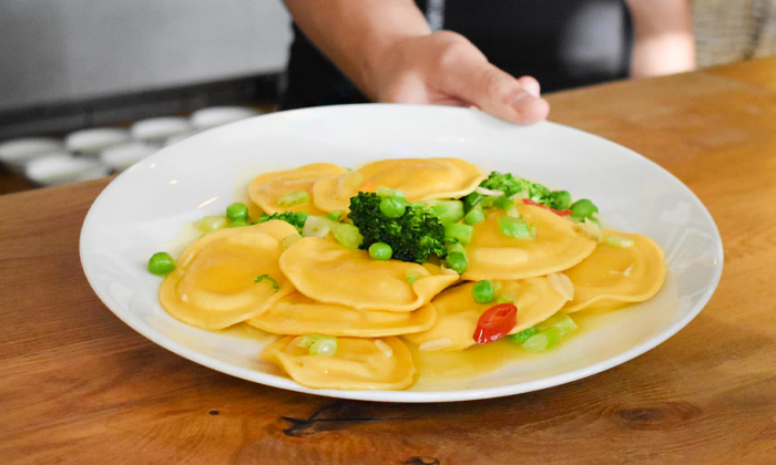 10 חדש ב-GROO: ארוחה זוגית במסעדת פיאטו Piatto, פארק המדע רחובות