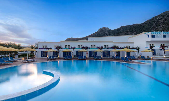 4 הכול כלול באי היווני קוס - מלון 5 כוכבים מומלץ ומפנק