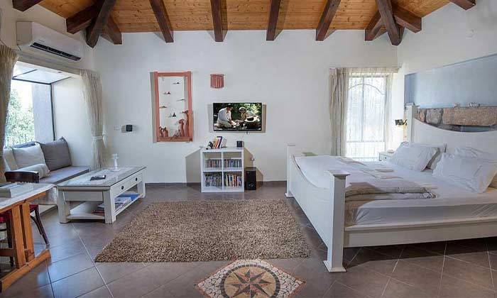 12 נעימת החליל - צימרים יוקרתיים באמירים