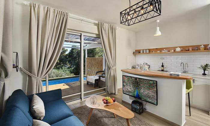 3 נעימת החליל - צימרים יוקרתיים באמירים