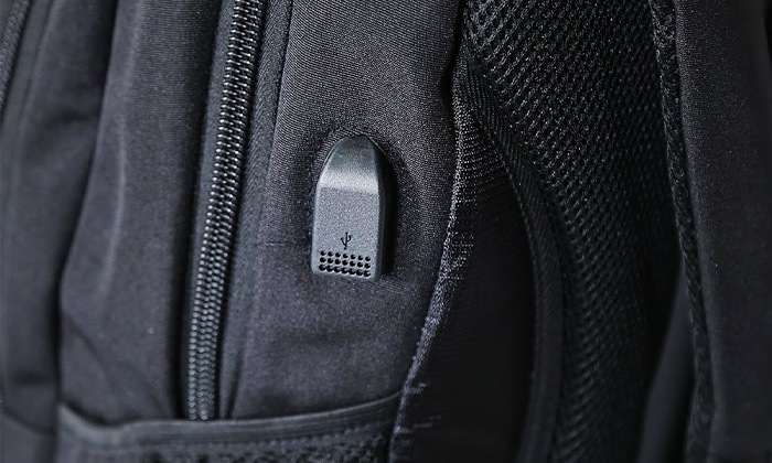 7 תיק גב למחשב Swiss עם חיבור USB מבית Camel Mountain דגם Rocko 