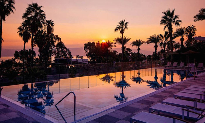9 חופשת סוכות במלון Lake House כנרת כולל אטרקציות, גם בסופ"ש 