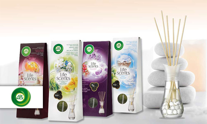 2 מארז 8 בקבוקי ריח עם מקלות AIR WICK