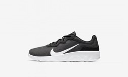 נעלי ריצה לגברים NIKE