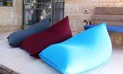 פוף שפיץ גדול הכולל רוכסן נסתר