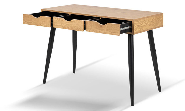 4 שמרת הזורע: שולחן עבודה דגם 'פלוטו' וכיסא - הובלה והרכבה חינם