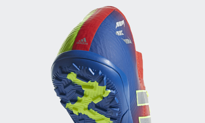 9 נעלי כדורגל לילדים ונוער אדידס adidas