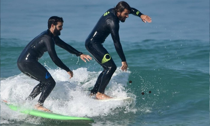 5 שיעורי גלישת גלים או סאפ למבוגרים במועדון הגלישה We Surf, חוף הצוק תל אביב