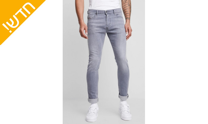 3 מכנסי ג'ינס לגברים דיזל DIESEL דגם D-LUSTER בצבע אפור בהיר ובאורך 34
