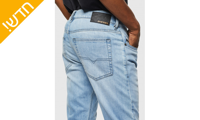 6 מכנסי ג'ינס לגבר דיזל DIESEL דגם D-LUSTER בצבע תכלת באורך 32