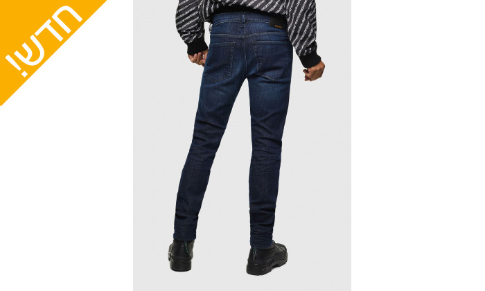 3 מכנסי ג'ינס לגברים דיזל DIESEL דגם D-LUSTER בצבע כחול כהה ובאורך 34