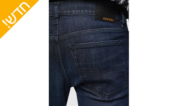 5 מכנסי ג'ינס לגברים דיזל DIESEL דגם D-LUSTER בצבע כחול כהה ובאורך 34