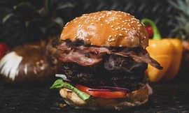 ארוחת פרימיום ב TEXAS BURGER