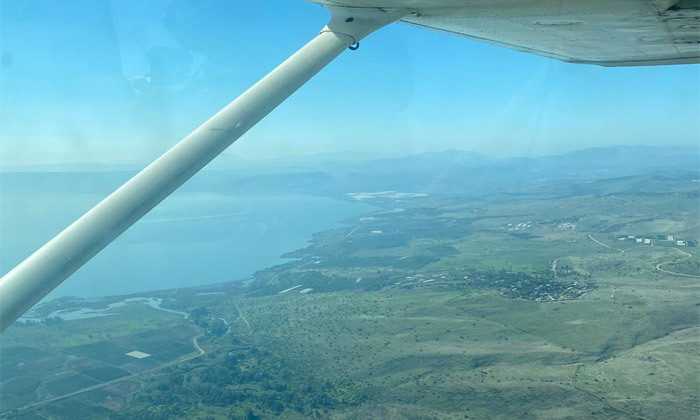 4 חוויה בשמיים: טיסת התנסות מעל צפון הארץ במטוס 4 מושבים עם CAA, ראש פינה