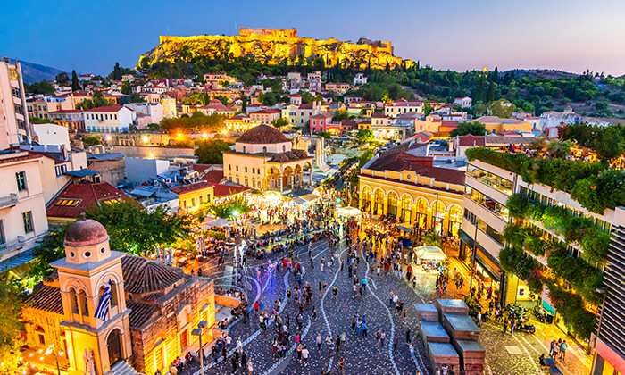 11 קיץ וחגים באתונה: 3-7 לילות במלון Marriott היוקרתי עם בריכה