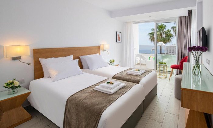 5 קיץ וחגים בקפריסין: 3/4/6 לילות בפרוטארס עם אופציה לסופ"ש