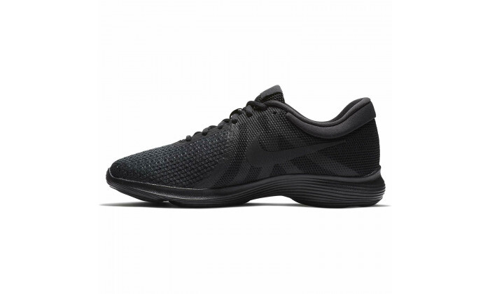 3 נעלי ספורט לגברים נייקי Nike דגם Revolution בצבע שחור