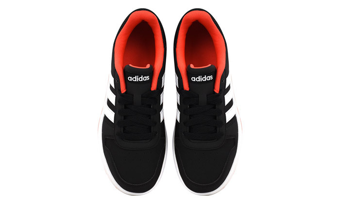12 נעלי ילדים אדידס adidas במבחר דגמים