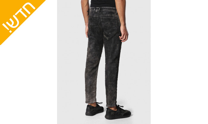3 מכנסי ג'ינס לגברים דיזל DIESEL דגם Narrot JoggJeans בצבע שחור