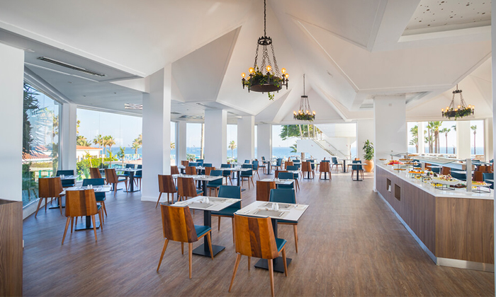 7 סופ"ש בפאפוס, קפריסין: טיסות ישירות ו-3 לילות במלון Leonardo, כולל חנוכה